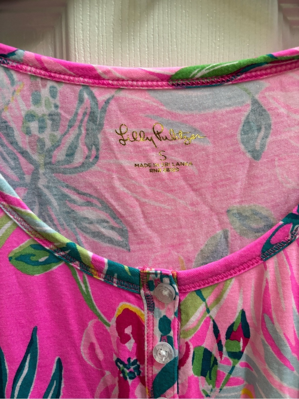 Lilly Pulitzer Pajama Nightshirt Plumeria Pink Im Feline Fine, SIZE Small, EUC - Picture 3 of 5